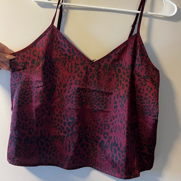 Top - Picture 2 of 6